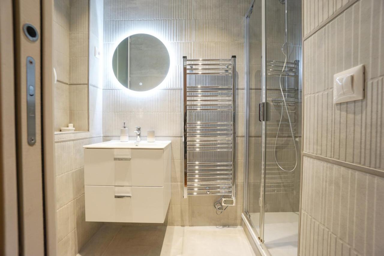 Modern Duplex Close To The Eiffel Tower パリ エクステリア 写真