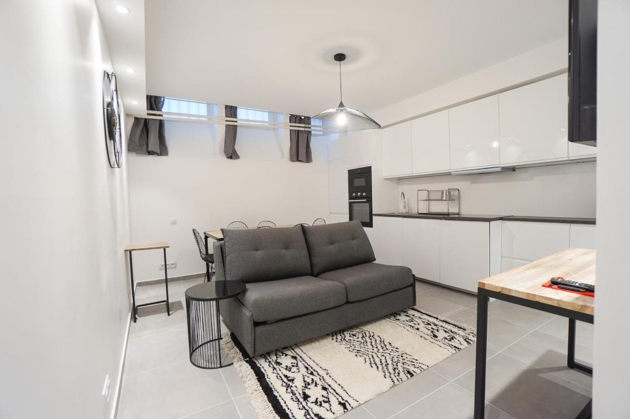 Modern Duplex Close To The Eiffel Tower パリ エクステリア 写真