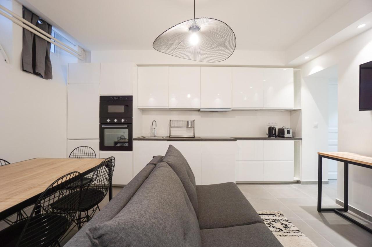 Modern Duplex Close To The Eiffel Tower パリ エクステリア 写真